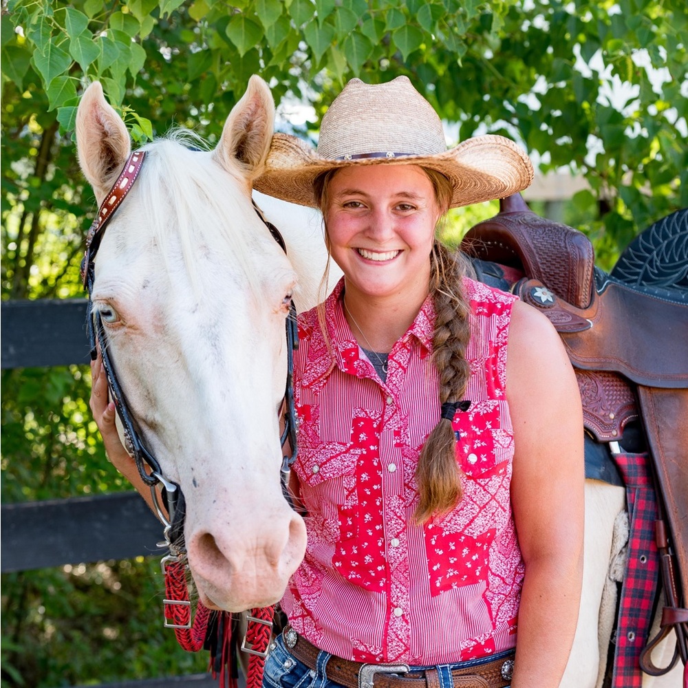Meet your Posher, Kristen